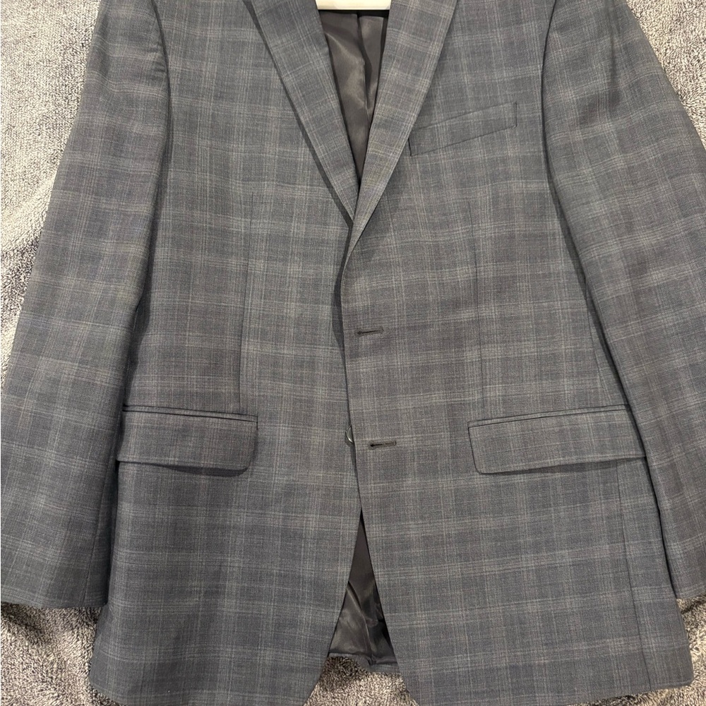 Calvin Klein Gray Sport Coat with Classic Plaid Design